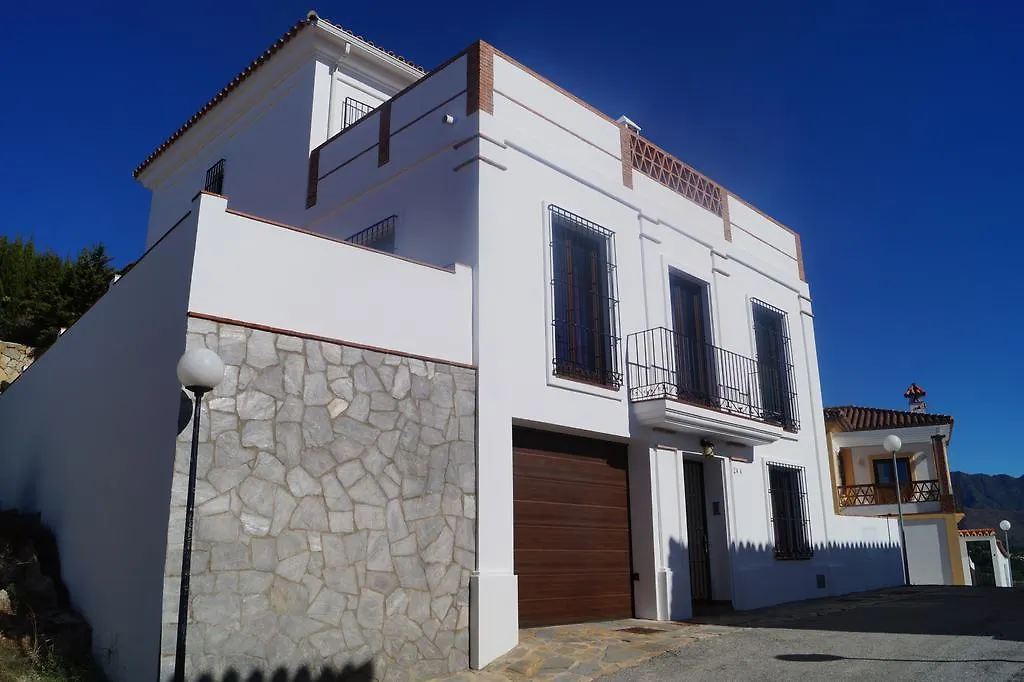 Casa De Vacaciones Con Vistas En Casares Holiday home